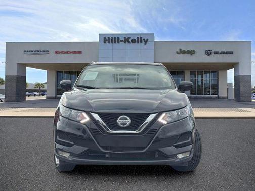 Magnetic Black Pearl 2022 Nissan Rogue Sport SV