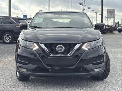 2022 Nissan Rogue Sport SV