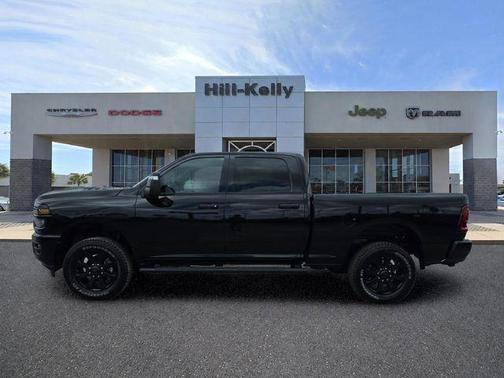 Diamond Black Crystal Pearlcoat 2026 RAM 2500 Black Express Crew Cab 4x4 6'4' Box