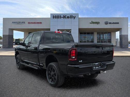 Diamond Black Crystal Pearlcoat 2026 RAM 2500 Black Express Crew Cab 4x4 6'4' Box