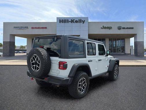 Bright White Clearcoat 2026 Jeep Wrangler Rubicon
