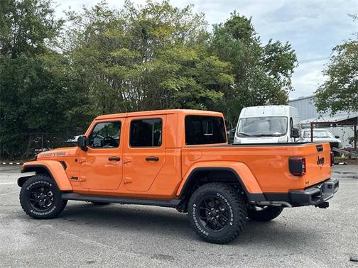 2025 Jeep Gladiator High Tide