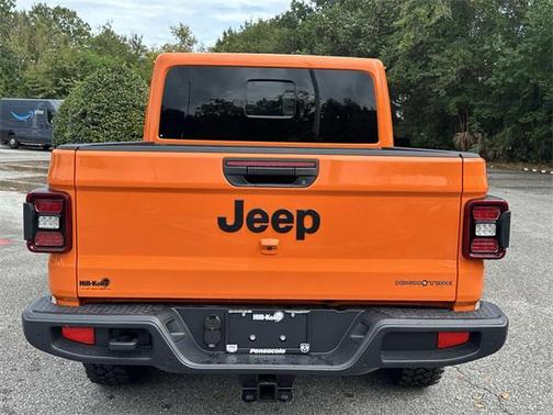2025 Jeep Gladiator High Tide