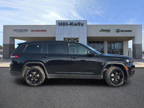 Diamond Black Crystal Pearlcoat 2025 Jeep Grand Cherokee L Limited