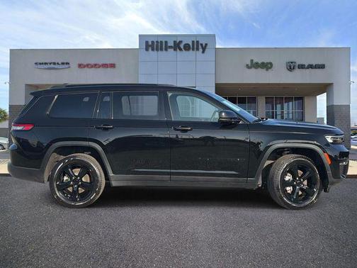 Diamond Black Crystal Pearlcoat 2025 Jeep Grand Cherokee L Limited