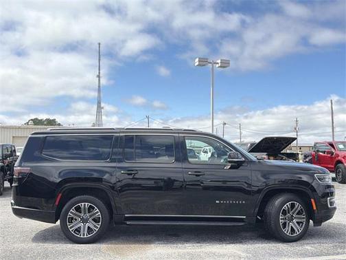 2024 Jeep Wagoneer L Series II 4x4