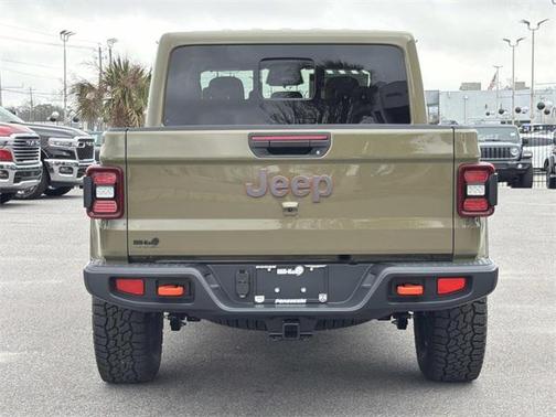 2026 Jeep Gladiator Mojave 4x4