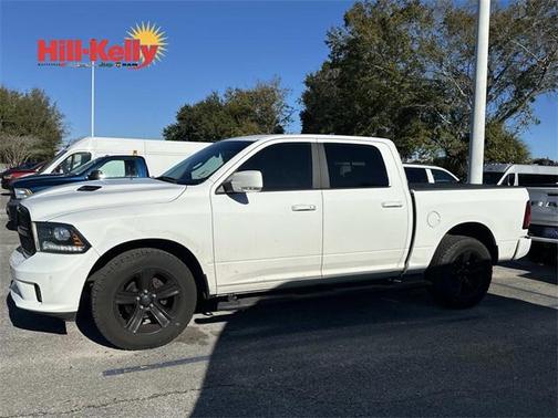 2018 RAM 1500 Night Crew Cab 4x4 5'7' Box