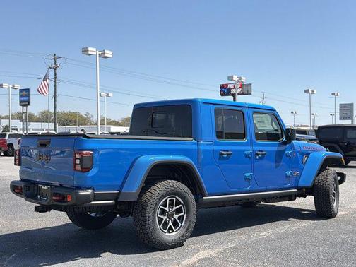 Hydro Blue Pearlcoat 2026 Jeep Gladiator Rubicon