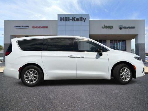 Bright White Clearcoat 2025 Chrysler Pacifica L