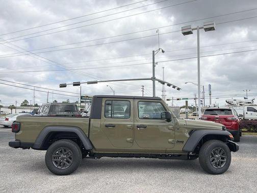 41 2026 Jeep Gladiator Sport