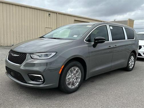 2025 Chrysler Pacifica L