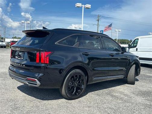 2022 Kia Sorento SX