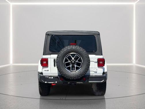 Bright White Clearcoat 2026 Jeep Wrangler Rubicon