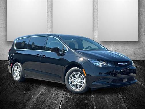 2026 Chrysler Voyager LX