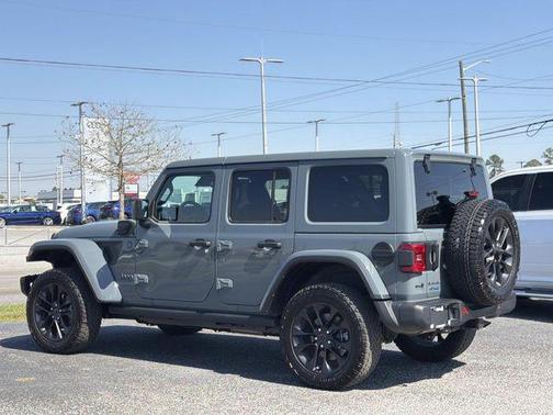 2025 Jeep Wrangler 4xe Sahara