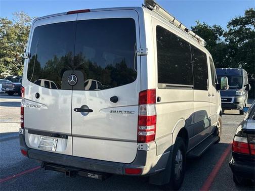 2011 Mercedes-Benz Sprinter 2500