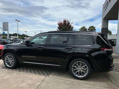 2025 Jeep Grand Cherokee L Summit