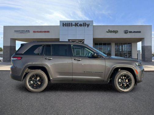 Baltic Gray Metallic Clearcoat 2026 Jeep Grand Cherokee Altitude