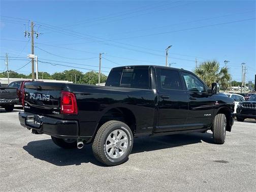 2025 RAM 2500 Laramie Crew Cab 4x4 6'4' Box