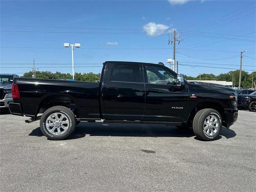 2025 RAM 2500 Laramie Crew Cab 4x4 6'4' Box