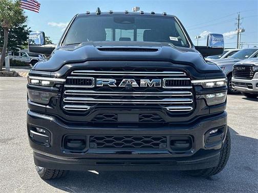 2025 RAM 2500 Laramie Crew Cab 4x4 6'4' Box