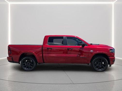 Molten Red Pearlcoat 2026 RAM 1500 Laramie