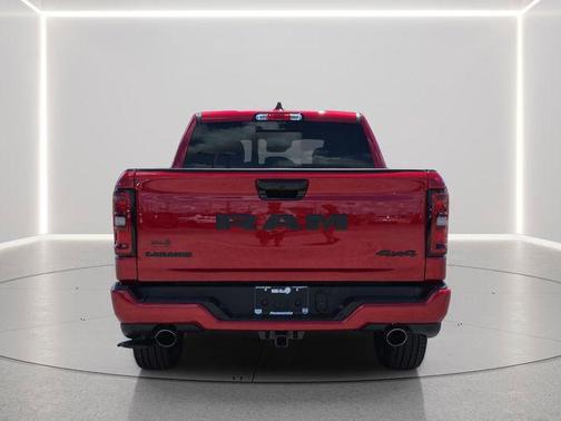 Molten Red Pearlcoat 2026 RAM 1500 Laramie