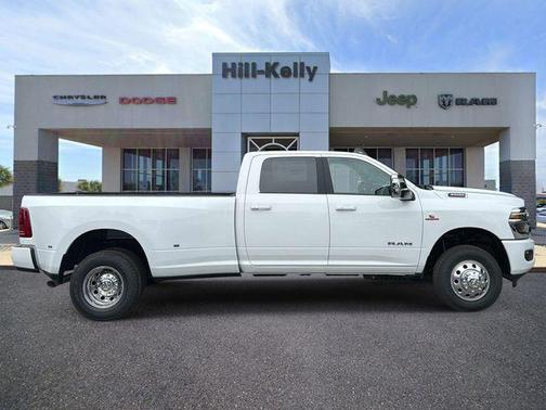 Bright White Clearcoat 2026 RAM 3500 Laramie Crew Cab 4x4 8' Box