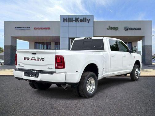 Bright White Clearcoat 2026 RAM 3500 Laramie Crew Cab 4x4 8' Box