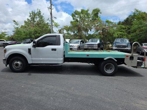 Oxford White 2019 Ford F-350 XL