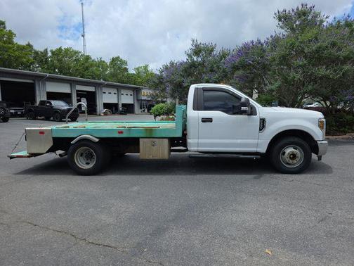 Oxford White 2019 Ford F-350 XL