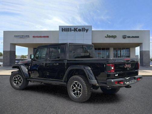 Black Clearcoat 2026 Jeep Gladiator Rubicon