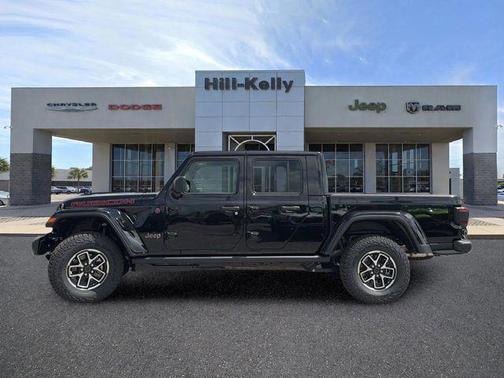 Black Clearcoat 2026 Jeep Gladiator Rubicon