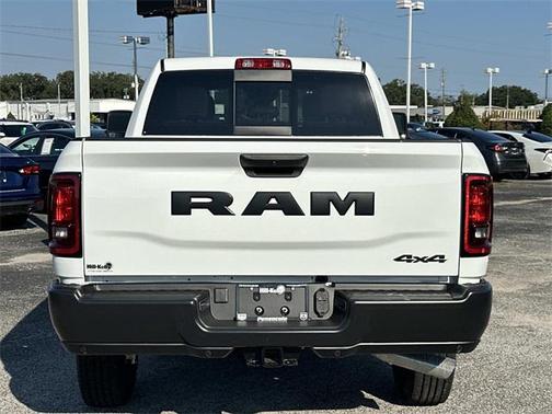 2025 RAM 2500 Tradesman Crew Cab 4x4 6'4' Box