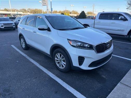 2020 Kia Sorento LX