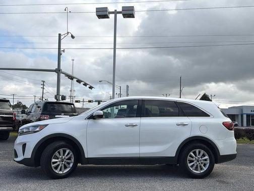 Snow White Pearl 2020 Kia Sorento LX