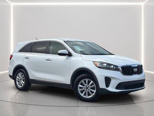 Snow White Pearl 2020 Kia Sorento LX