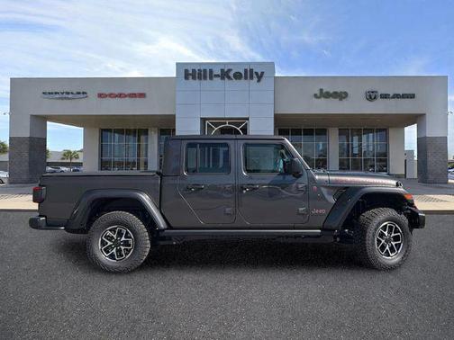 Granite Crystal Metallic Clearcoat 2026 Jeep Gladiator Rubicon