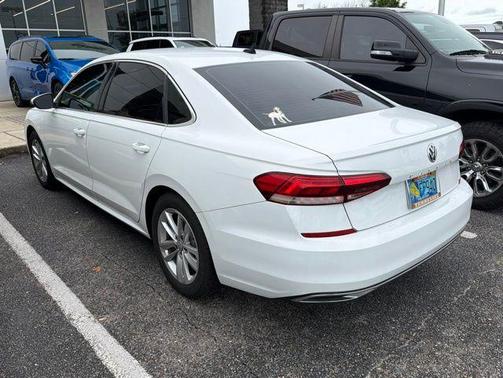 2020 Volkswagen Passat 2.0T SE