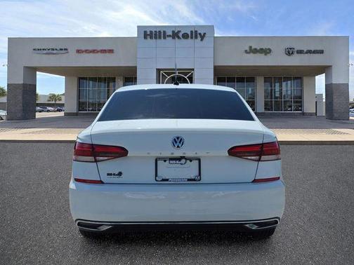 2020 Volkswagen Passat 2.0T SE