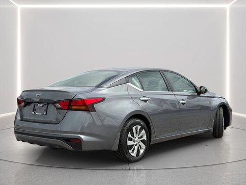 Gun Metallic 2024 Nissan Altima S FWD