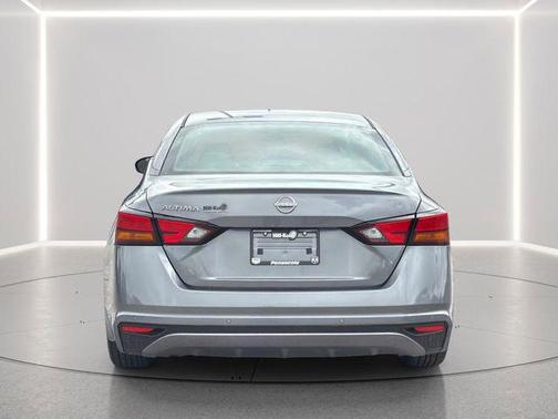 Gun Metallic 2024 Nissan Altima S FWD
