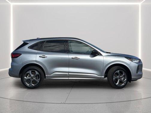 Silver Metallic 2024 Ford Escape ST-Line