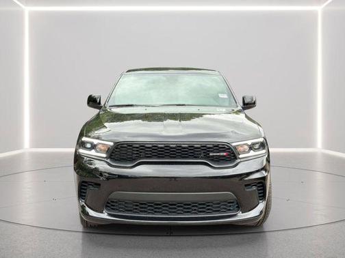 DB Black Crystal Clearcoat 2026 Dodge Durango GT RWD