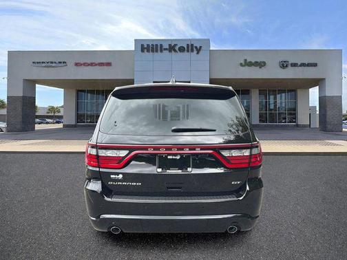 DB Black Crystal Clearcoat 2026 Dodge Durango GT RWD