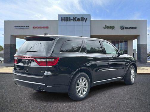 DB Black Crystal Clearcoat 2026 Dodge Durango GT RWD