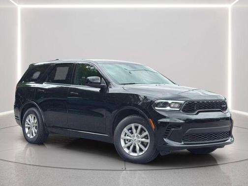 DB Black Crystal Clearcoat 2026 Dodge Durango GT RWD