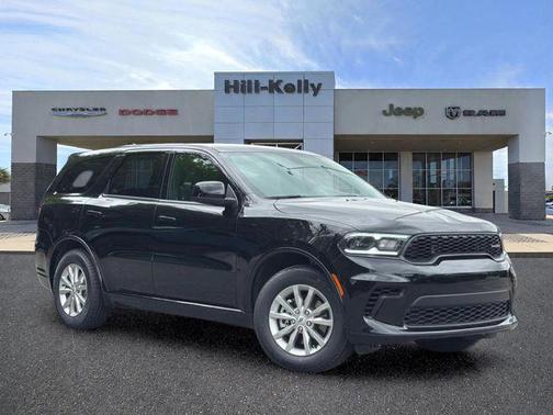 DB Black Crystal Clearcoat 2026 Dodge Durango GT RWD