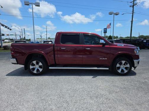 Delmonico Red Pearlcoat 2020 RAM 1500 Laramie